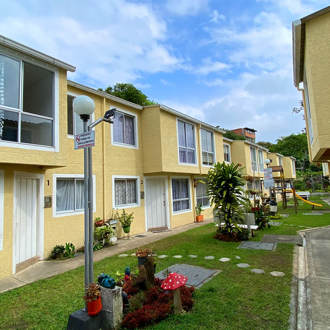 Casas en Castilla Nueva, Armenia